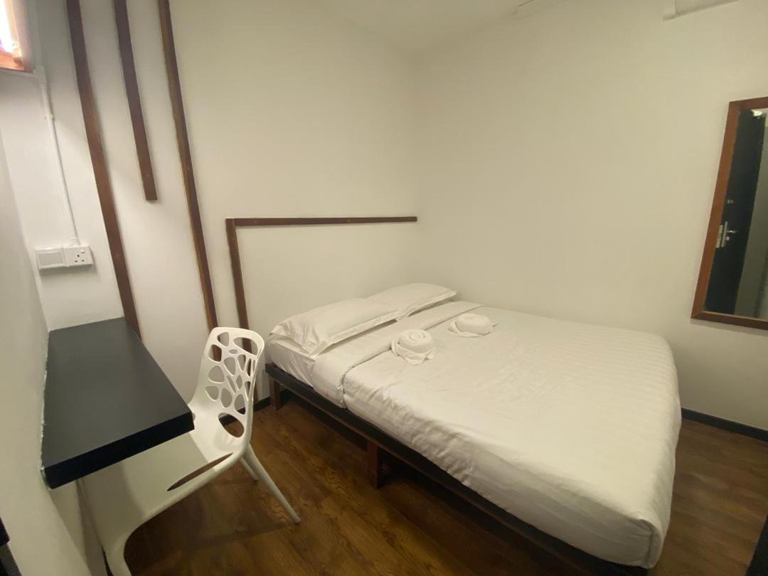 Kuching Hotel エクステリア 写真